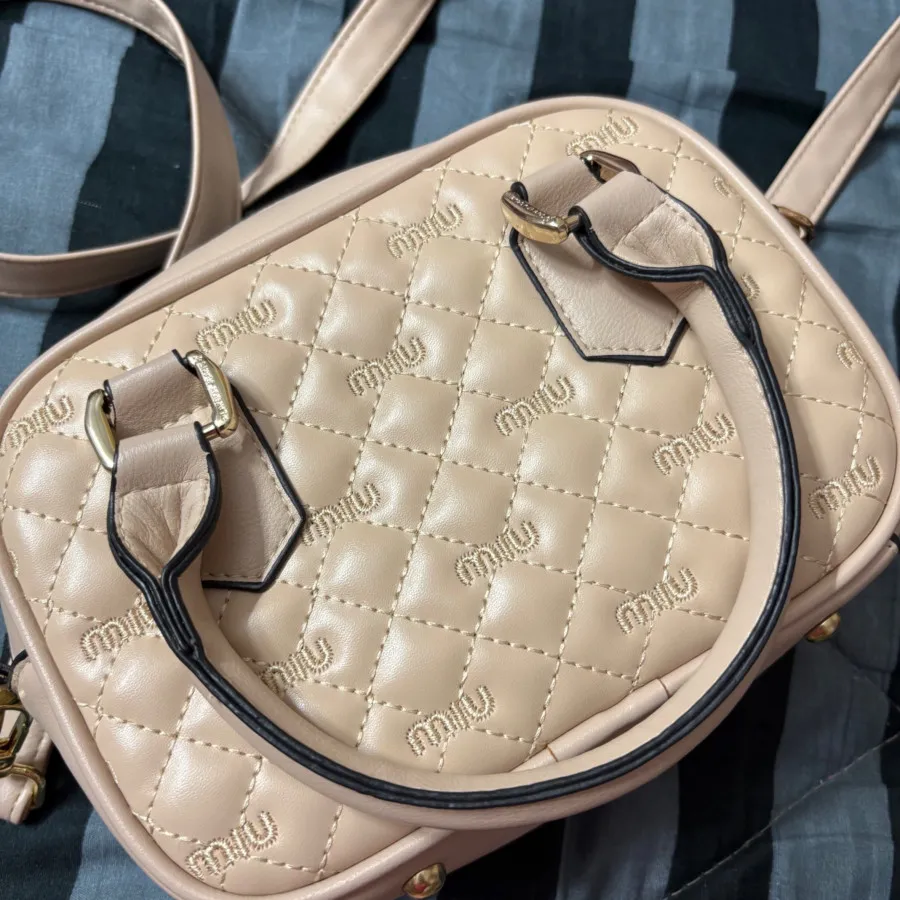 کیف مستر میو‌میو