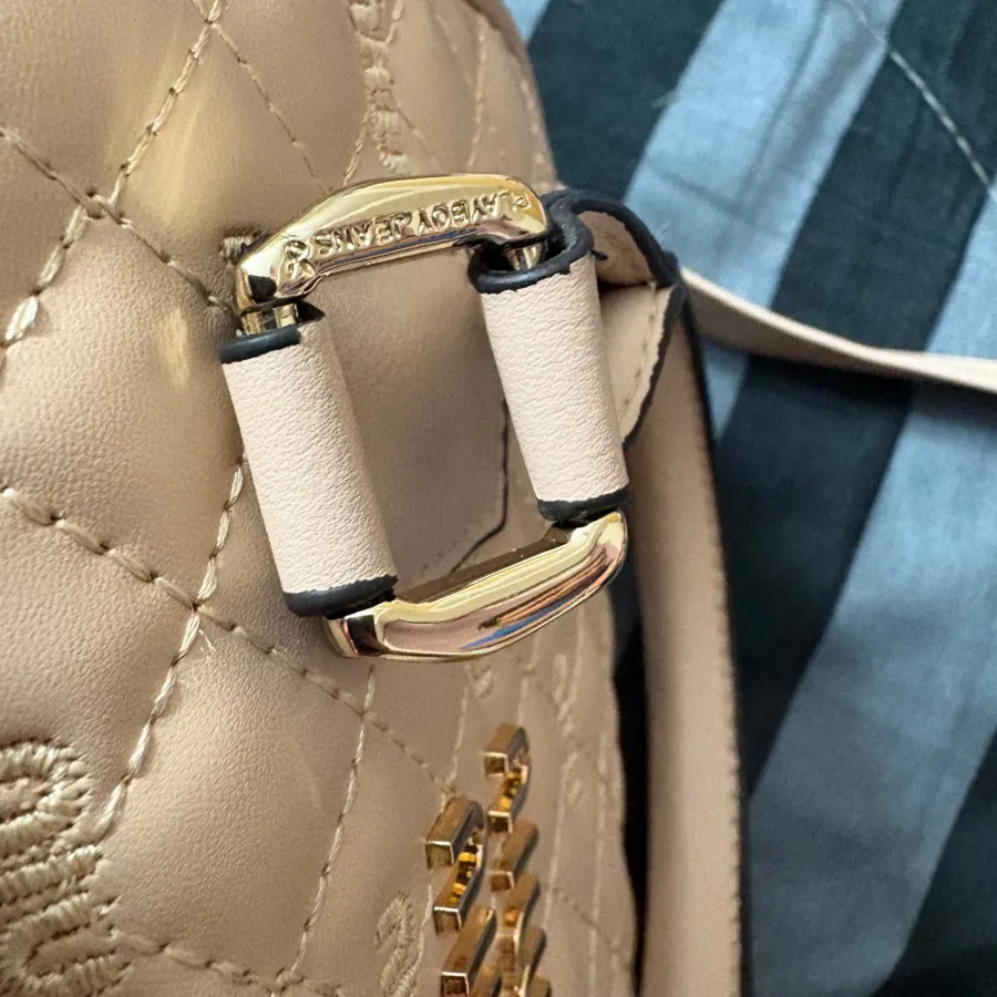 کیف مستر میو‌میو