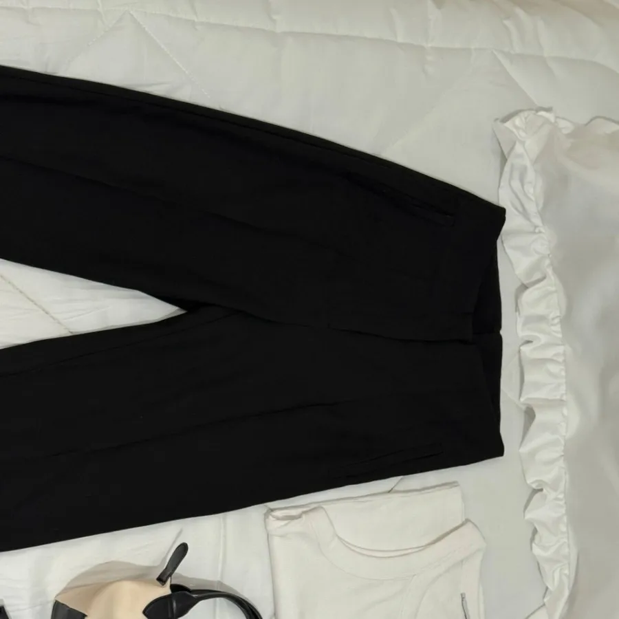 شلوار مشکی زنانه