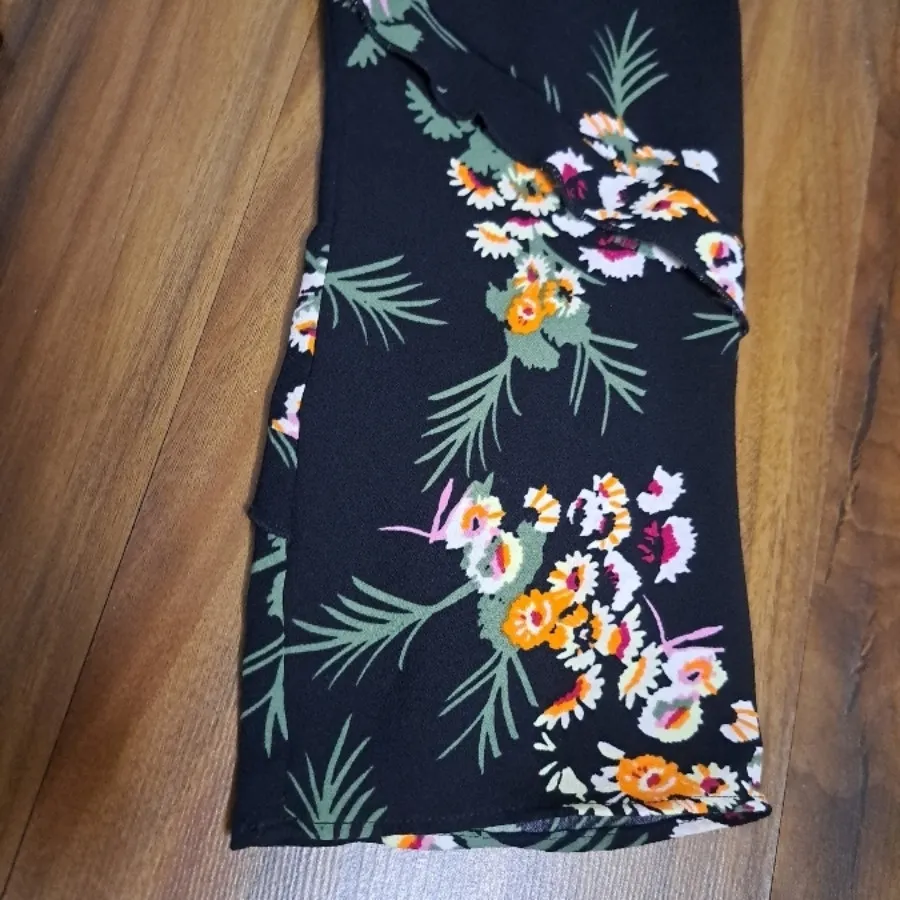 لباس گل گلی