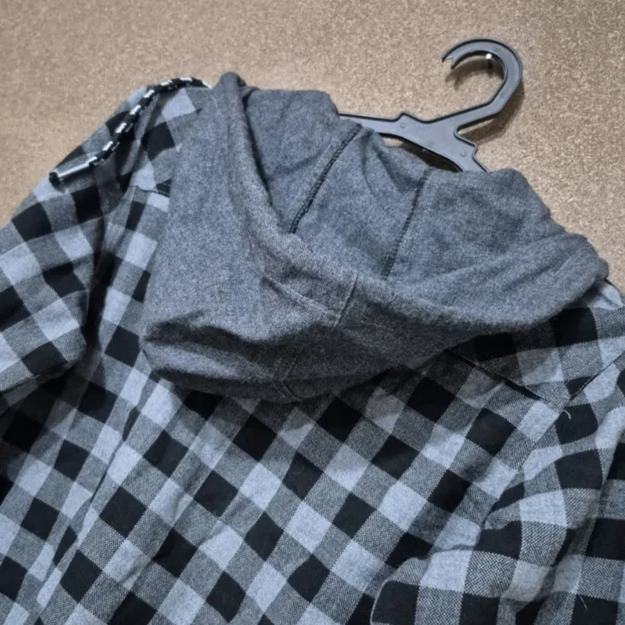 هودی کلاهدار