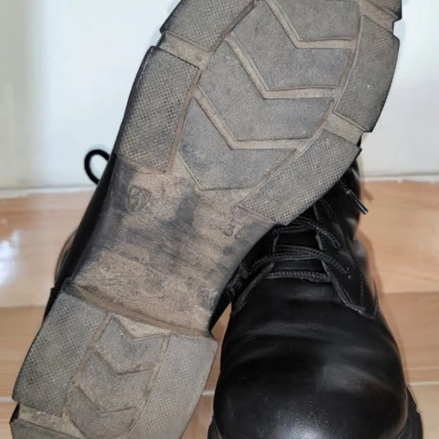 بوت چرم طبیعی