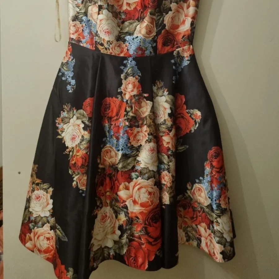 پیراهن عروسکی ساتن یلد