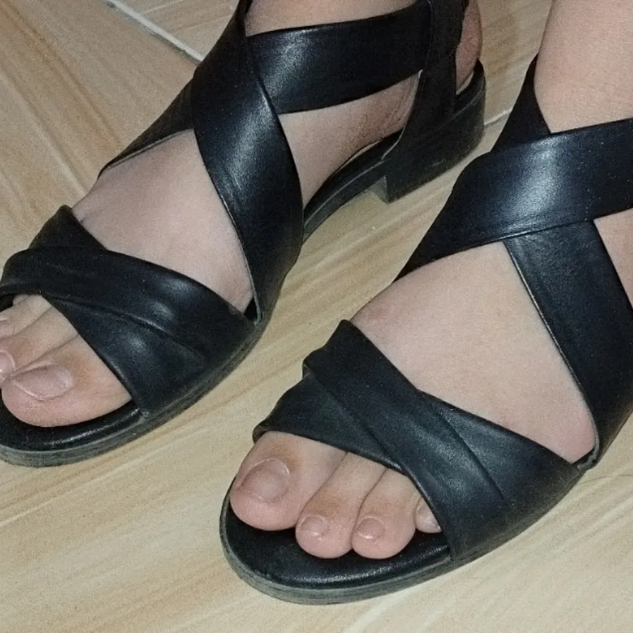 صندل دخترانه