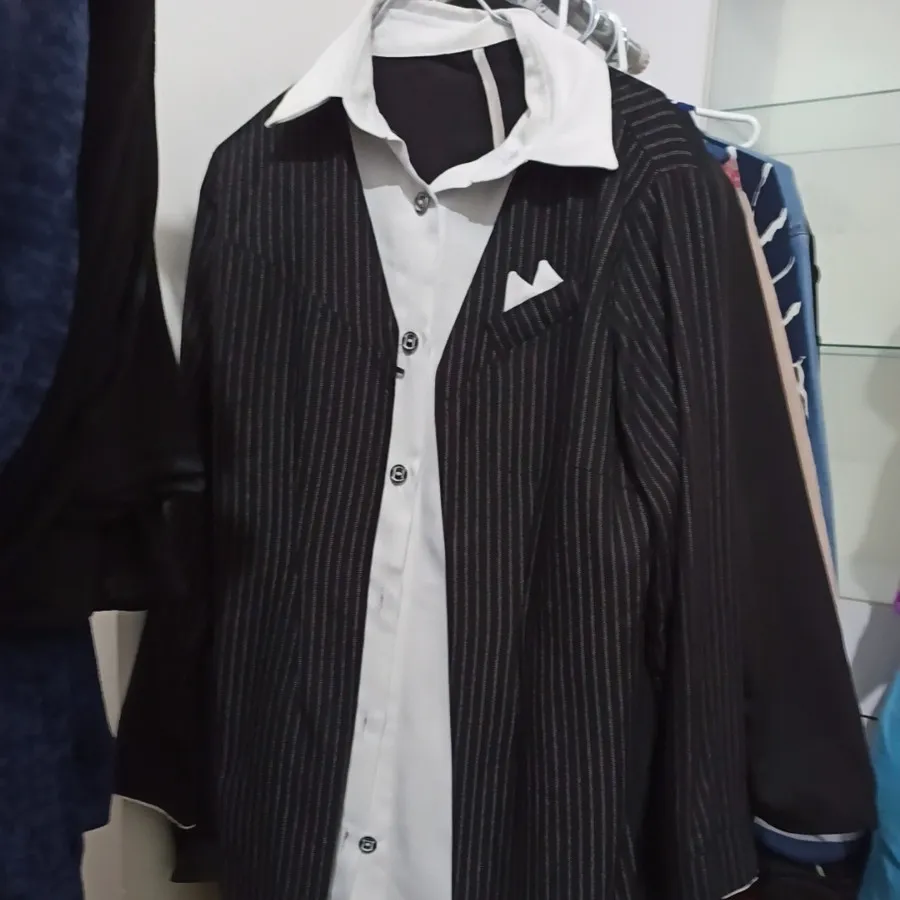 تعدادی لباس