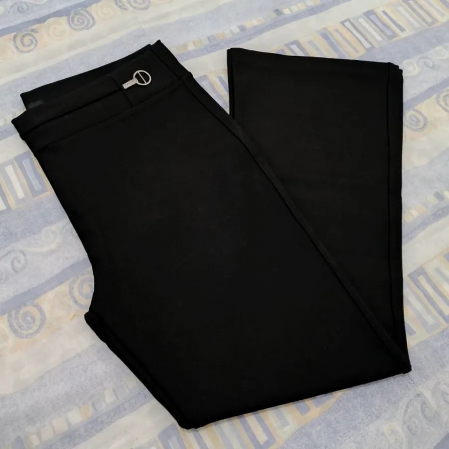 شلوار زنانه