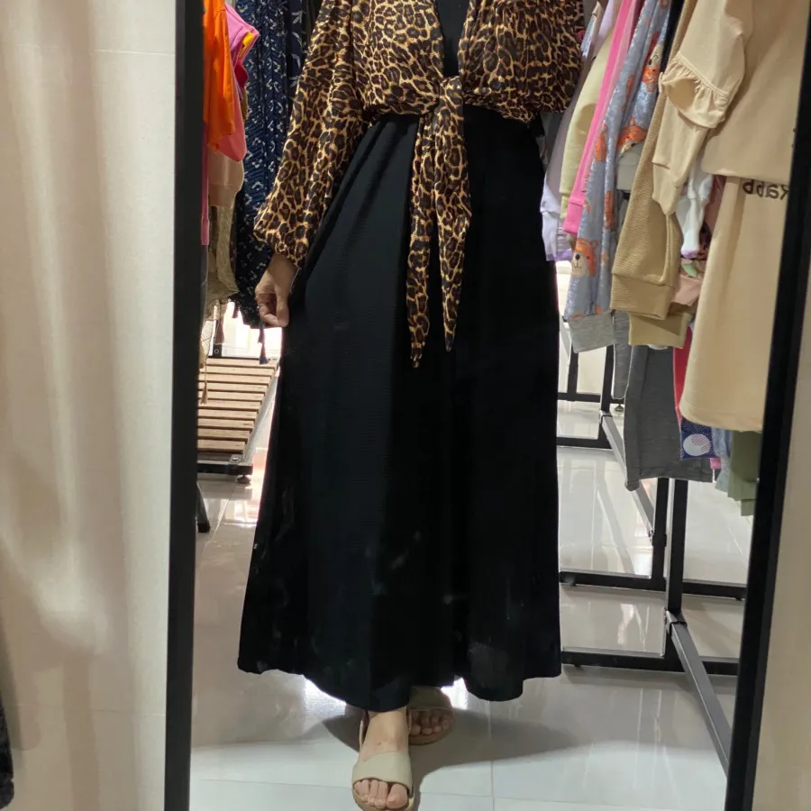 ست دو تیکه‌زنانه