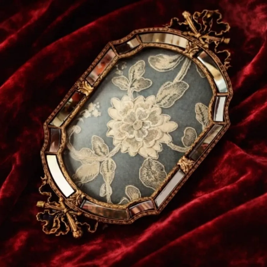 سینی آنتیک لاکچری