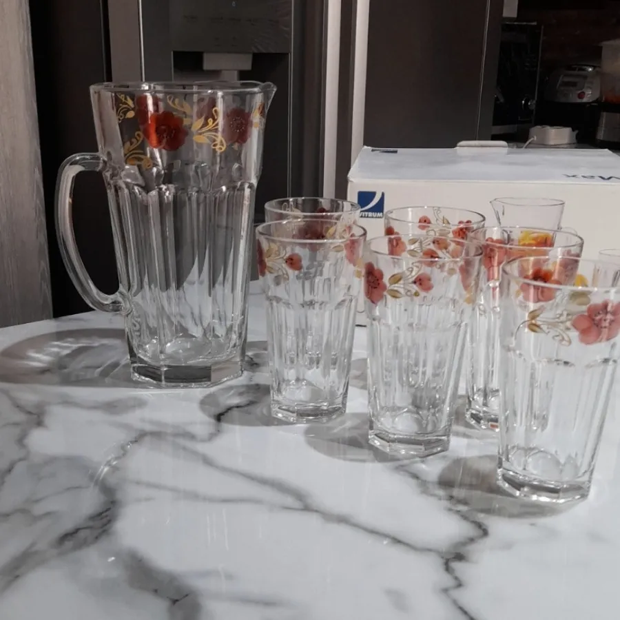 پارچ و لیوان