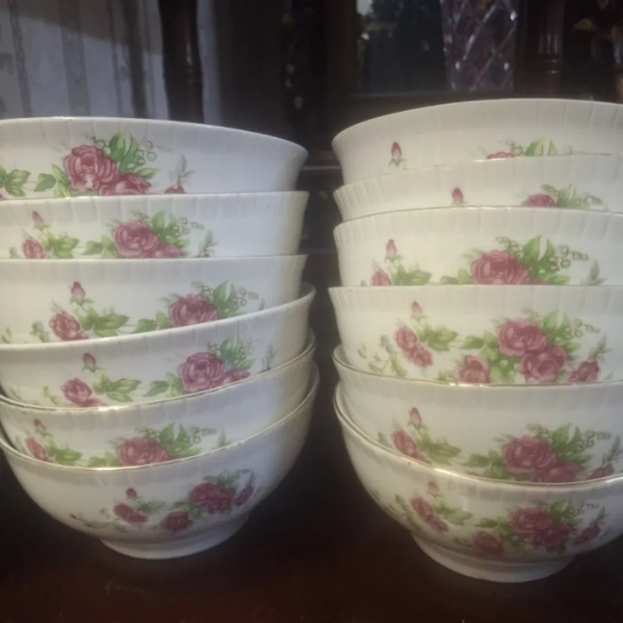 12 عدد کاسه گل سرخی