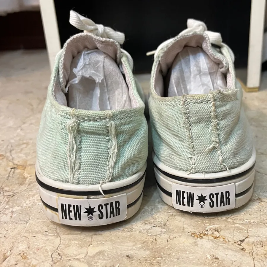 کفش طرح ال استار