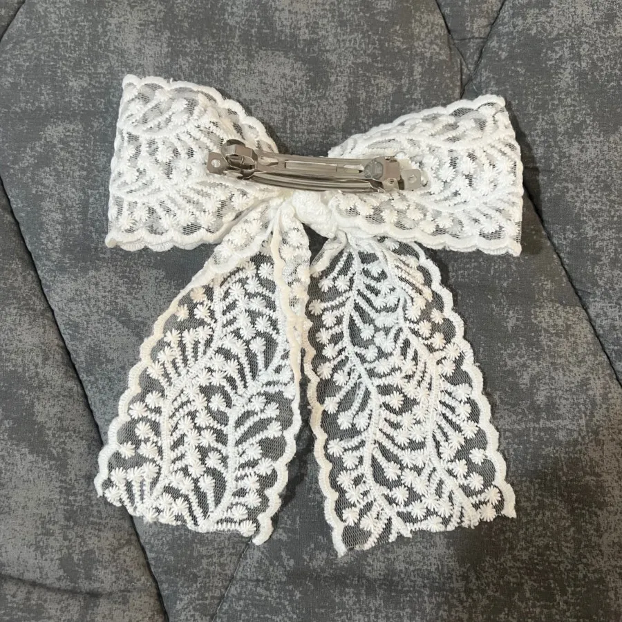 گل سر پاپیونی