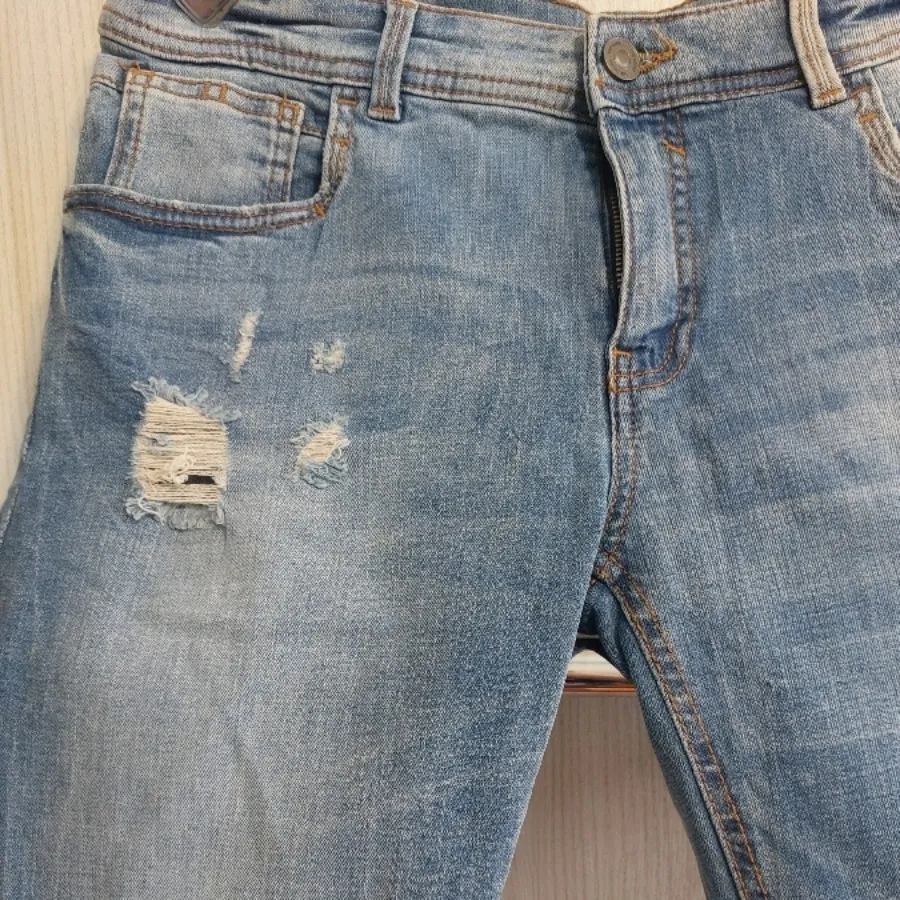 شلوار لی زاپدار