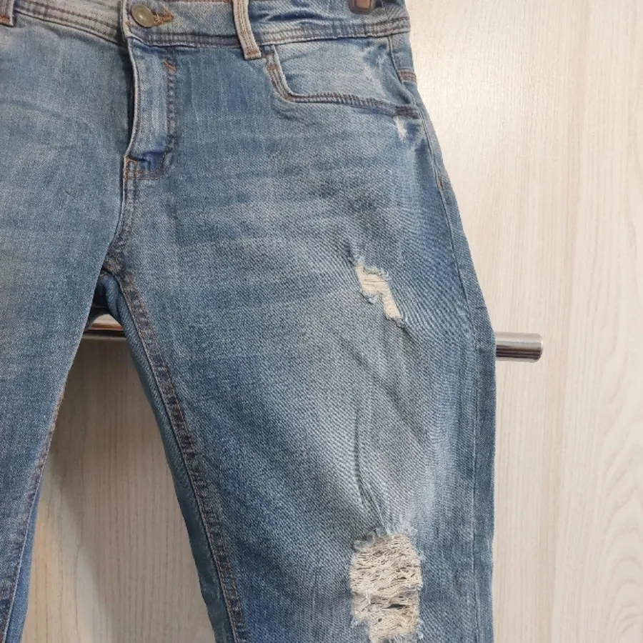 شلوار لی زاپدار