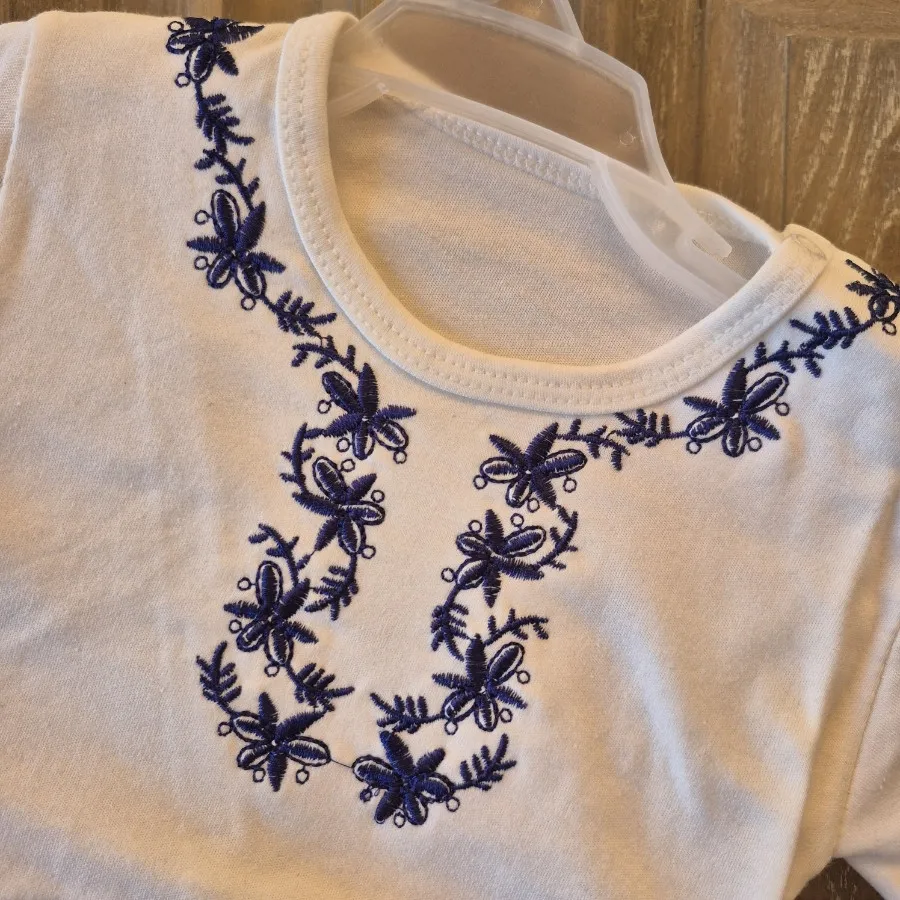 پیراهن گلدوزی دار