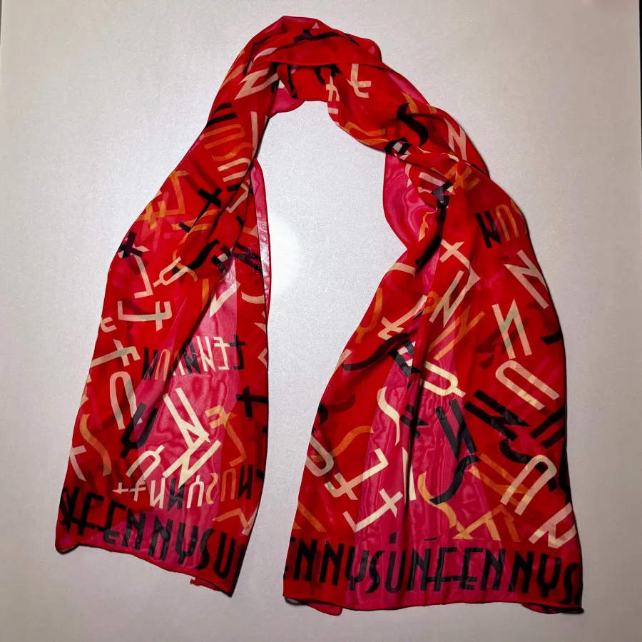 شال حریر قرمز ترک