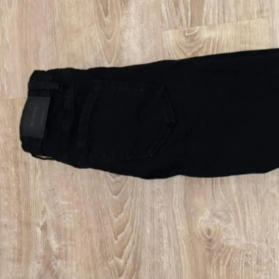 جین اسکینی برشکا