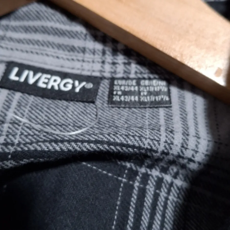 پیراهن مردانه لیورجی