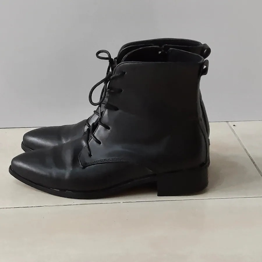 بوت چکمه پوتین ساق دار