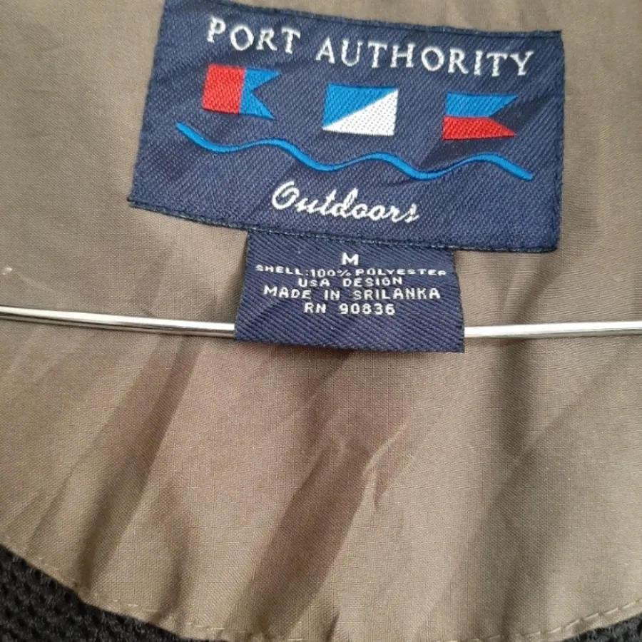 بارانی بادگیر