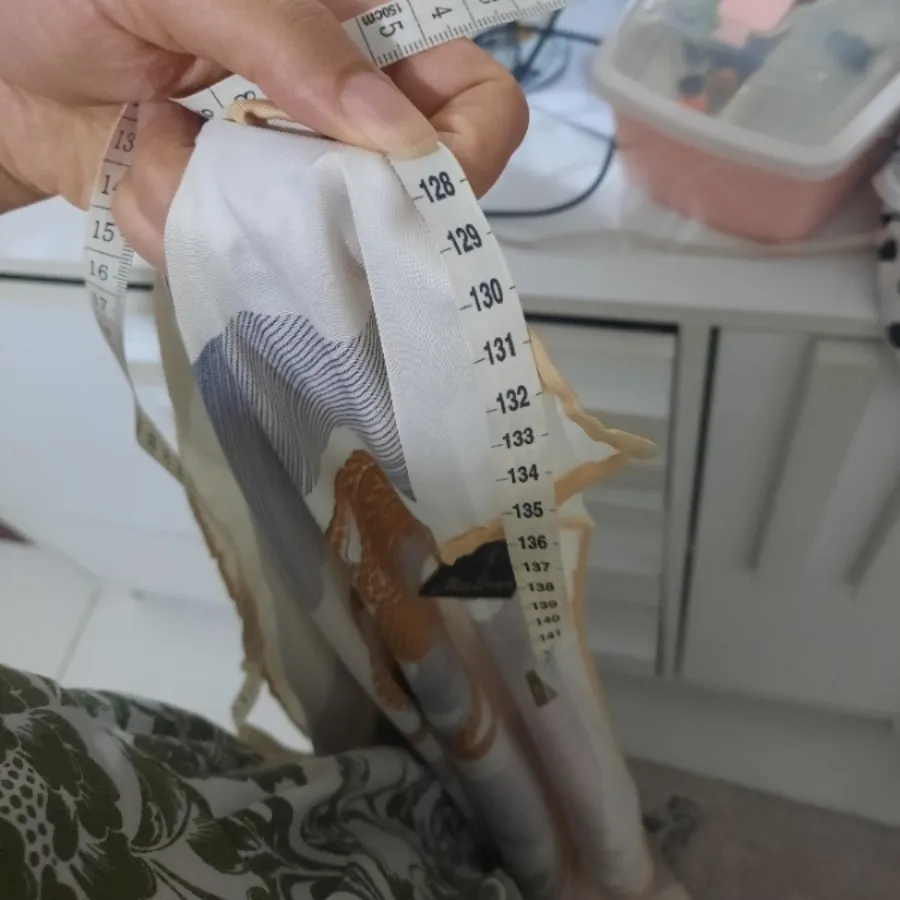 روسری قواره دار حریر