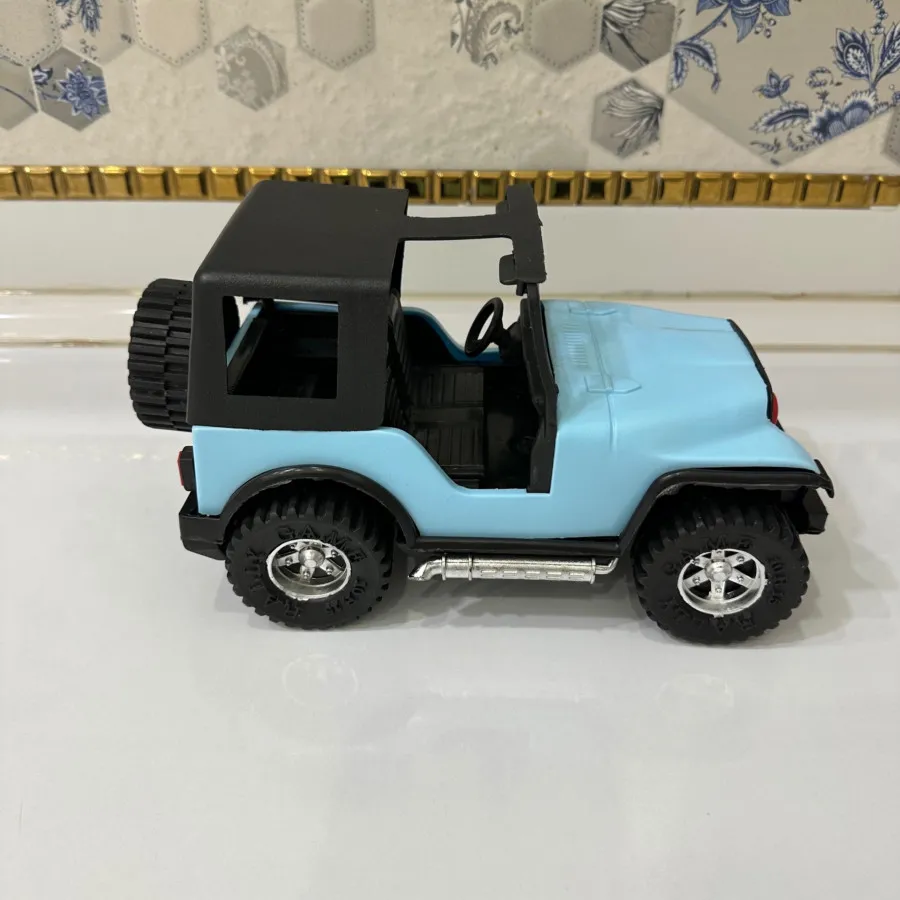 ماشین اسباب بازی