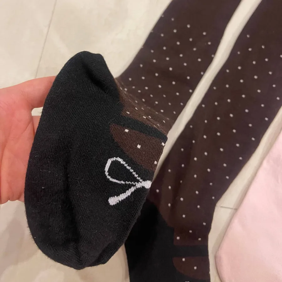 جوراب شلواری قهوه‌ای