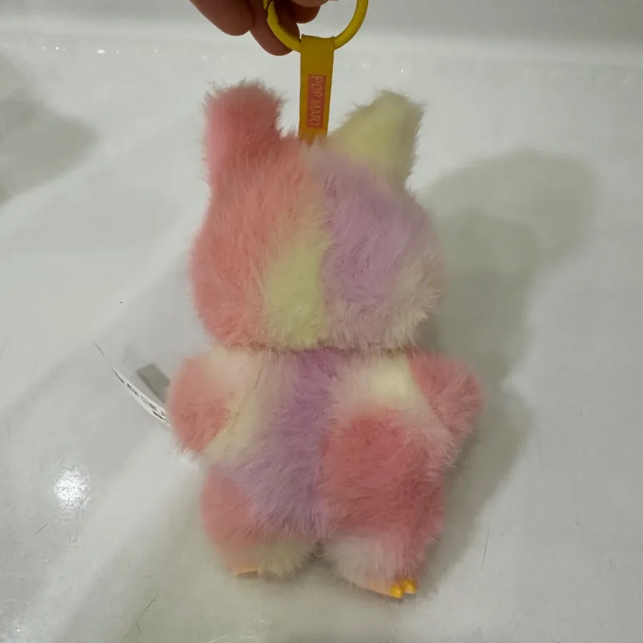 عروسک لبوبو