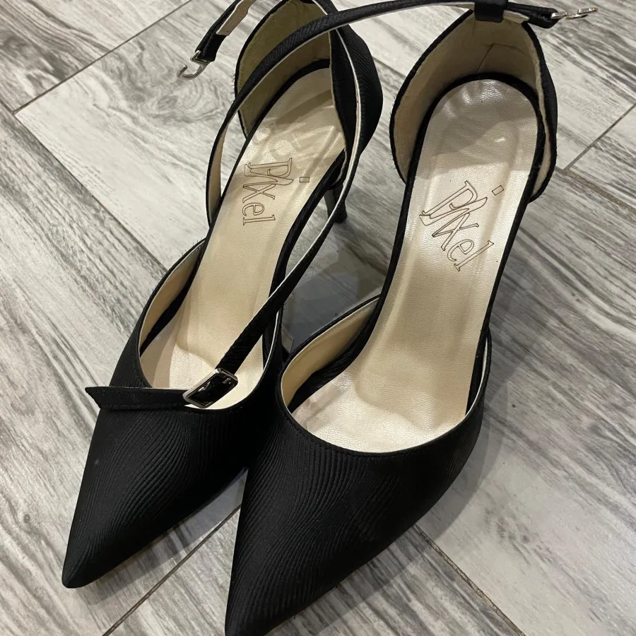 کیف و کفش، انواع لباس