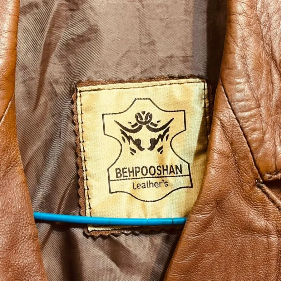 پالتو چرم به پوشان