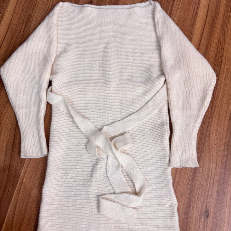 پیراهن بافت شیری رنگ