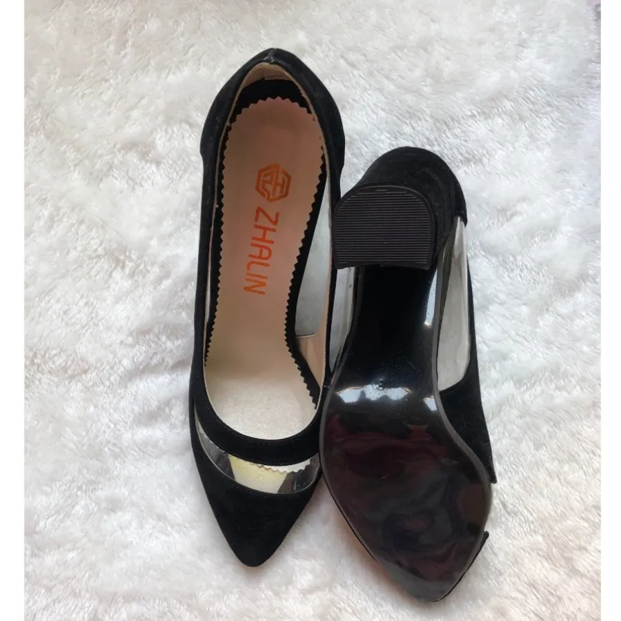 کفش پاشنه بلند مشکی مخملی