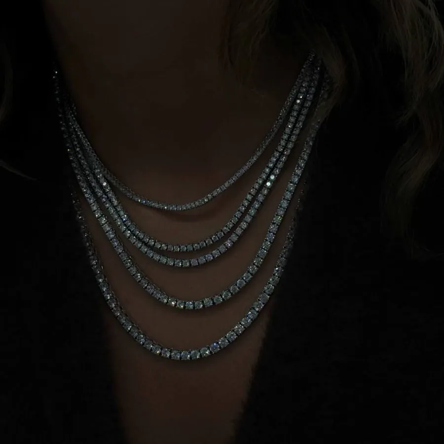 گردنبند تنیسی