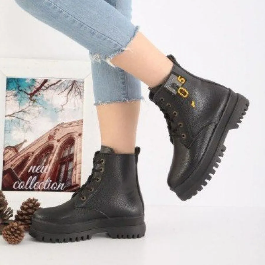 نیم بوت رایکا