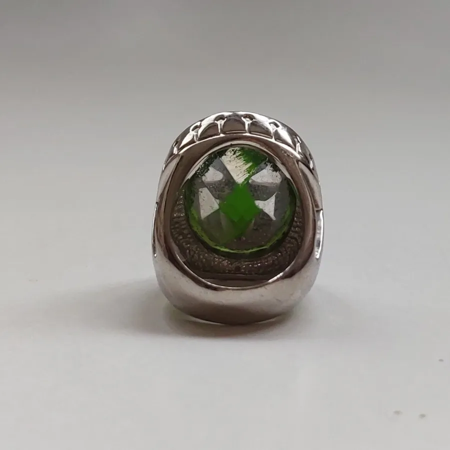 انگشتر زمردی