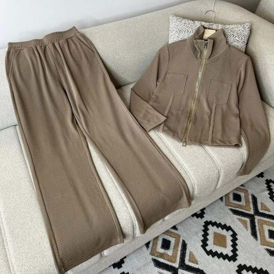 ست بلوزوشلوار جنس کبریتی