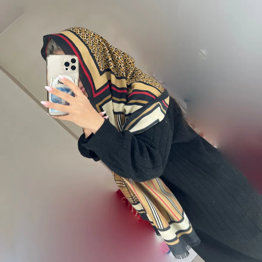 شال وارداتی Burberryباربر