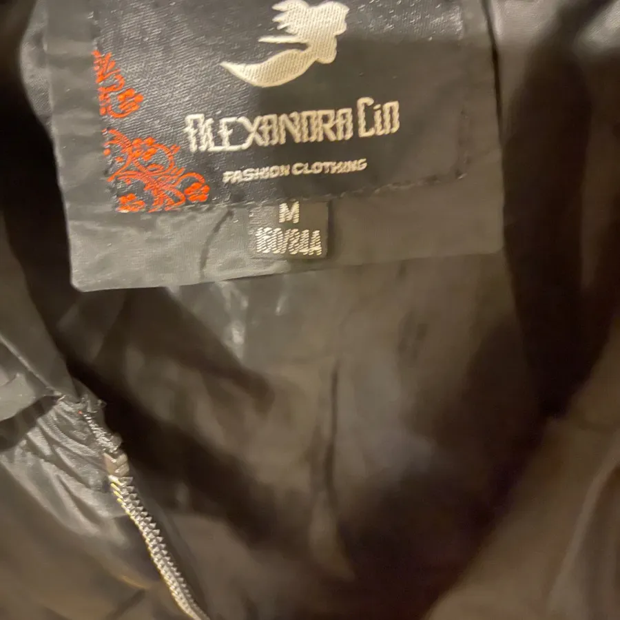 کاپشن بلند ترک