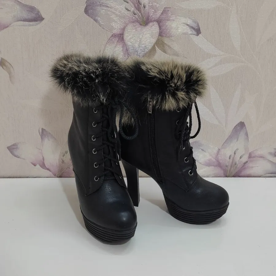 نیمبوت مجلسی وارداتی