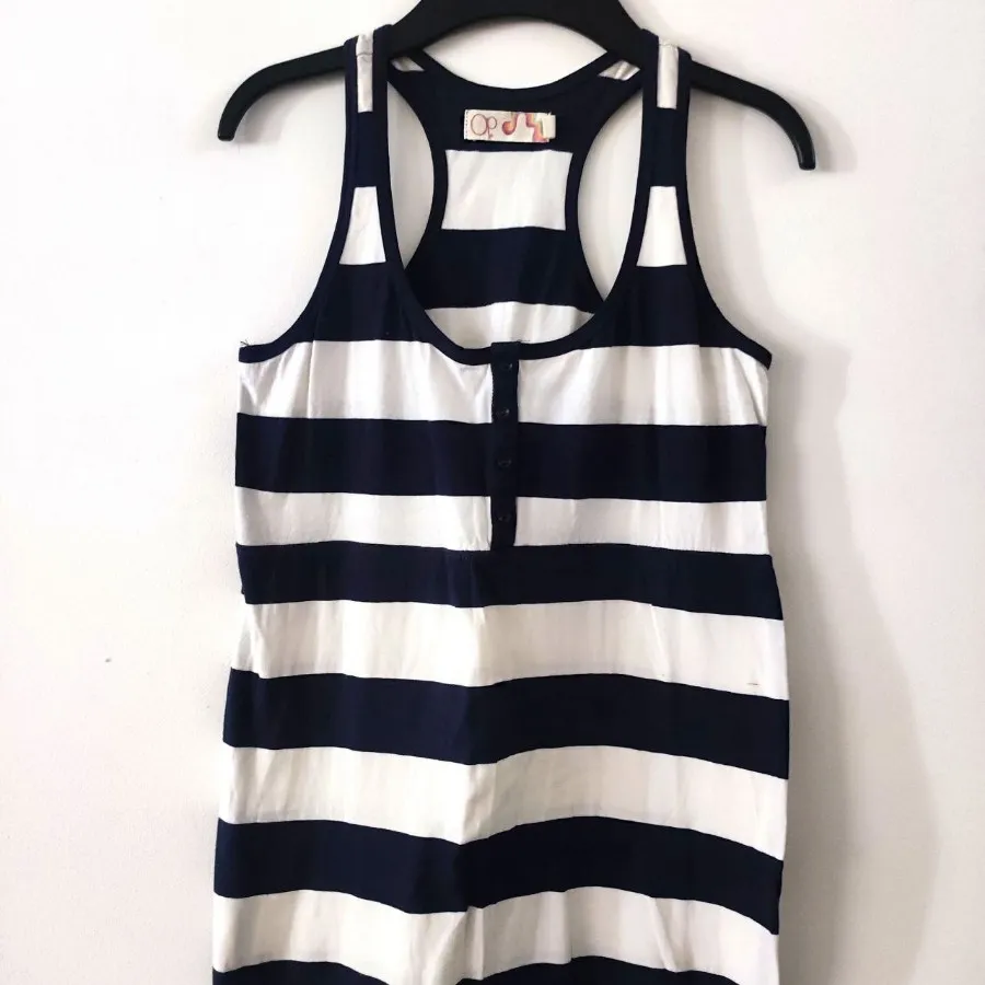 پیراهن دخترانه