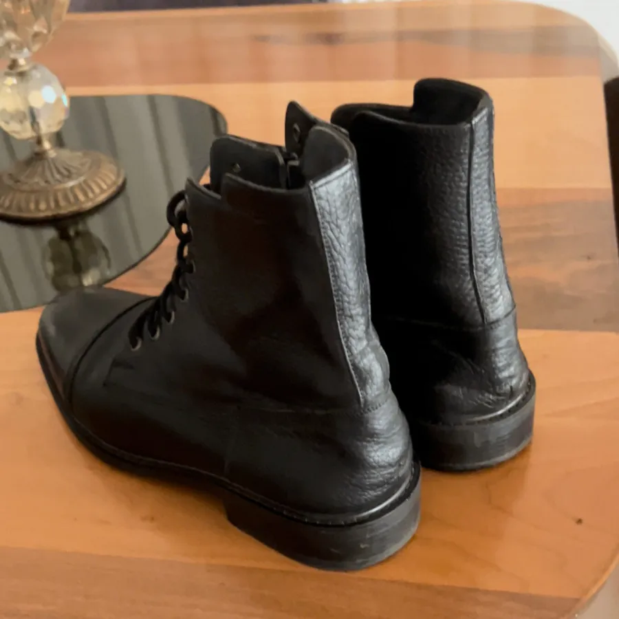 نیم بوت chرم