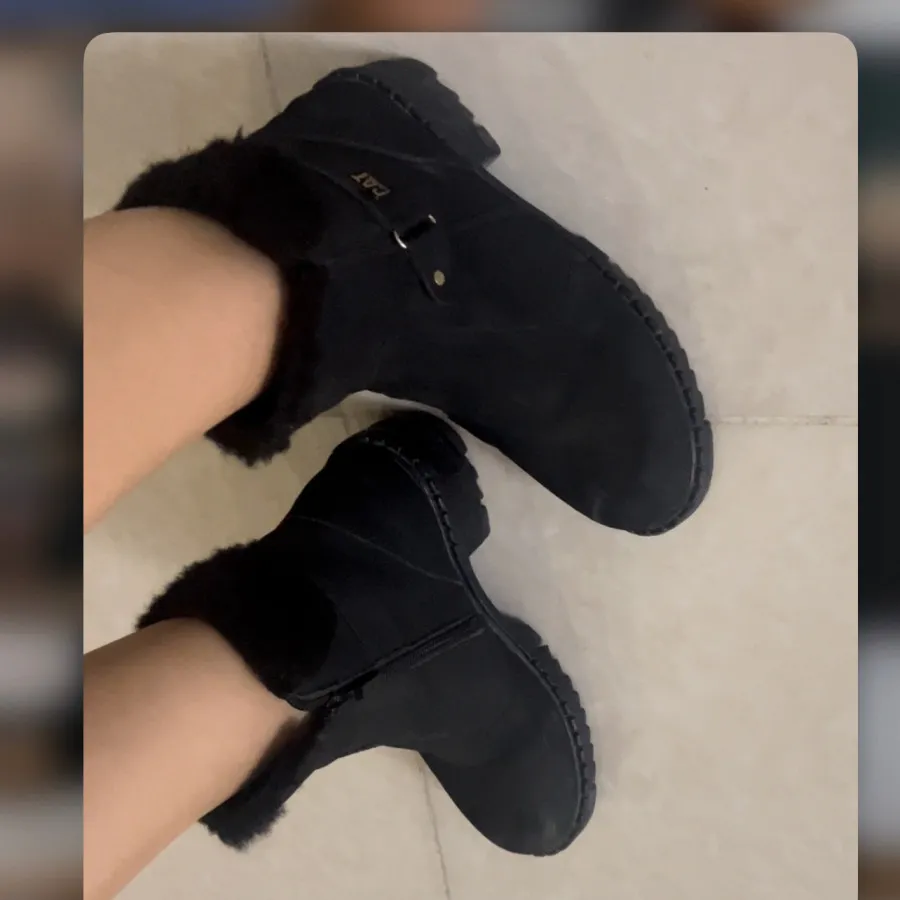 نیم بوت سوییت cat