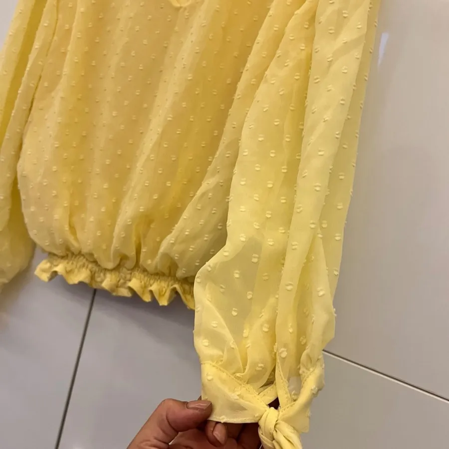 شومیز عزوسکی