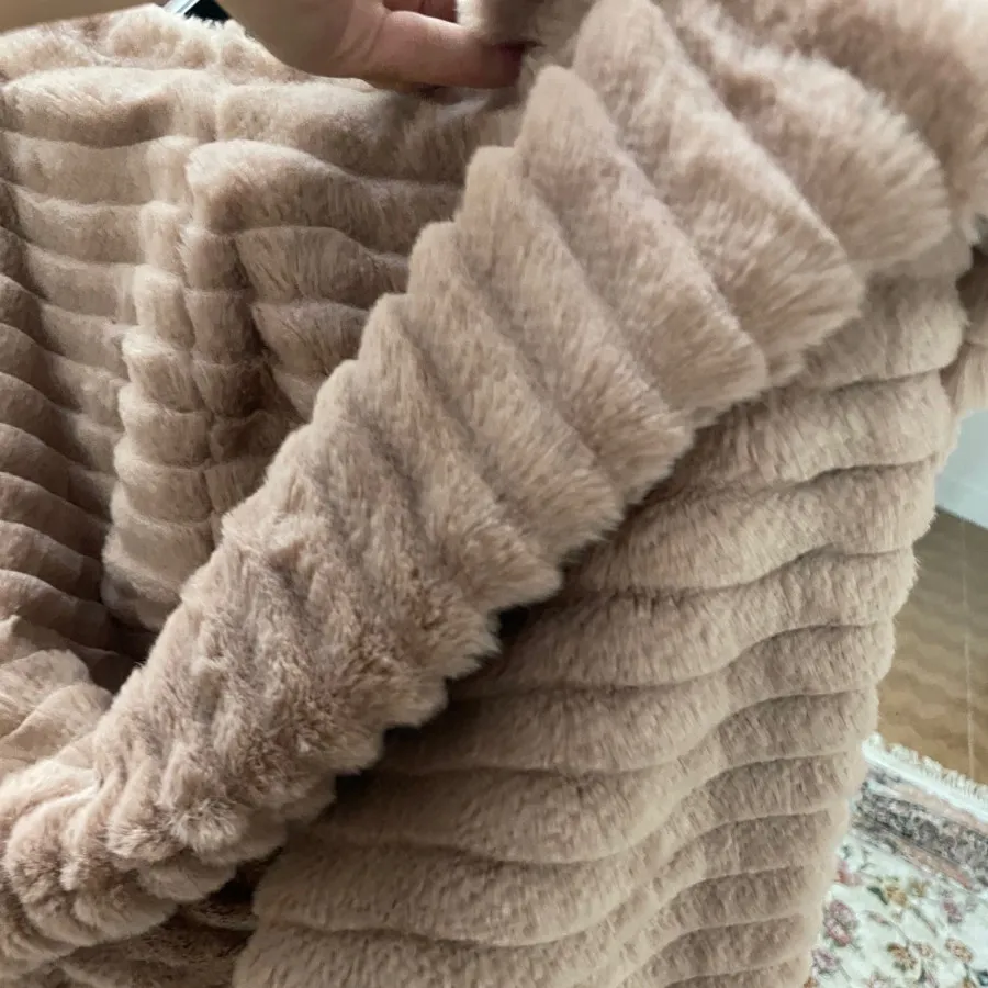 پالتو خز بلند