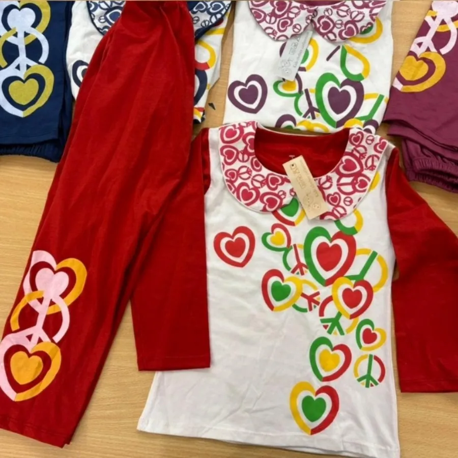 تیشرت و شلوار بچگانه