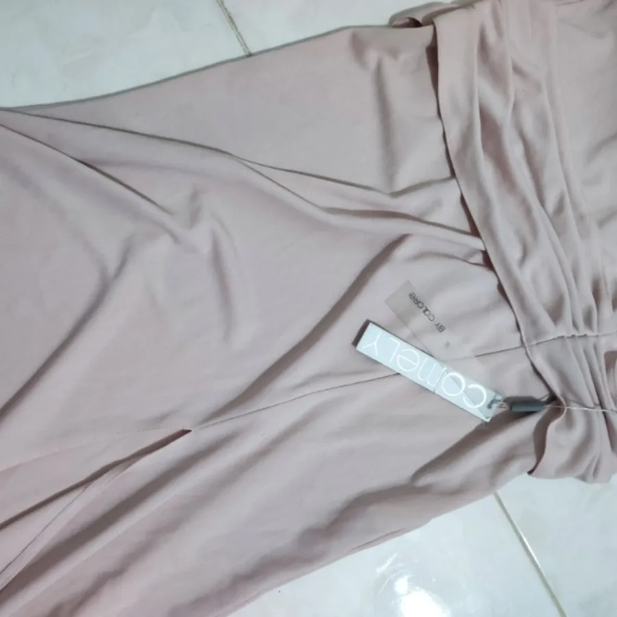 دامن صورتی چرک