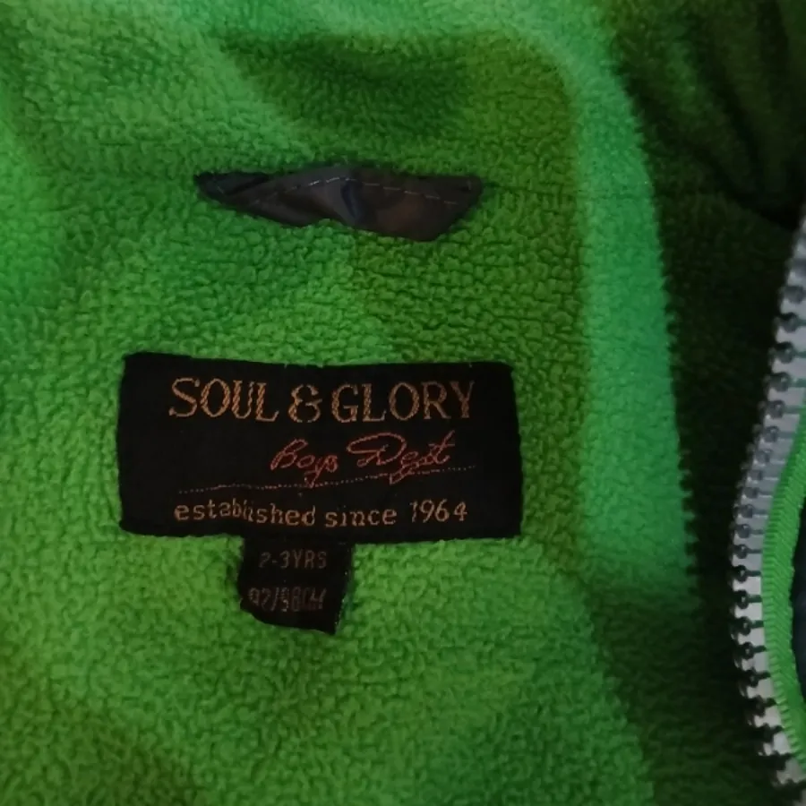 کاپشن بچگانه خارجی