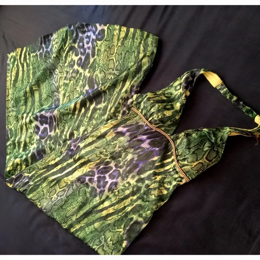 لباس سبز سایز 40