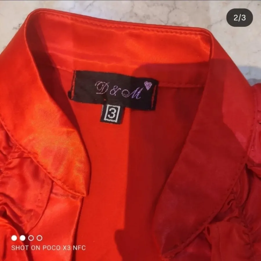 بلوز ساتن قرمز خارجی