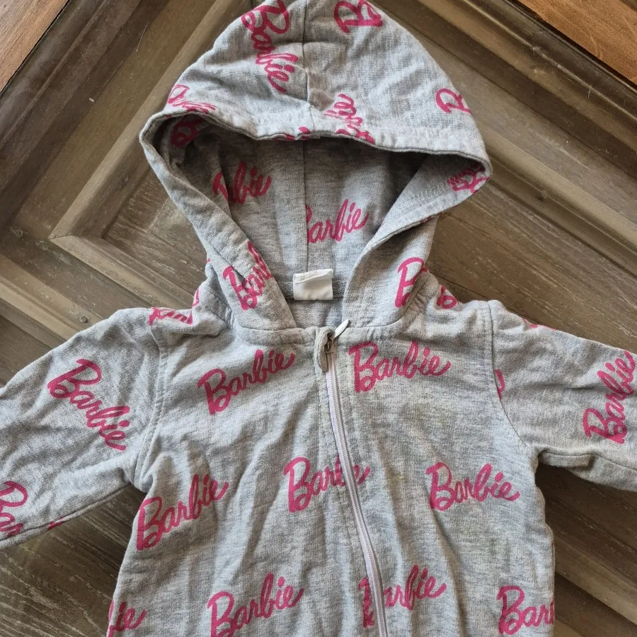 سرهمی کلاه دار باربی